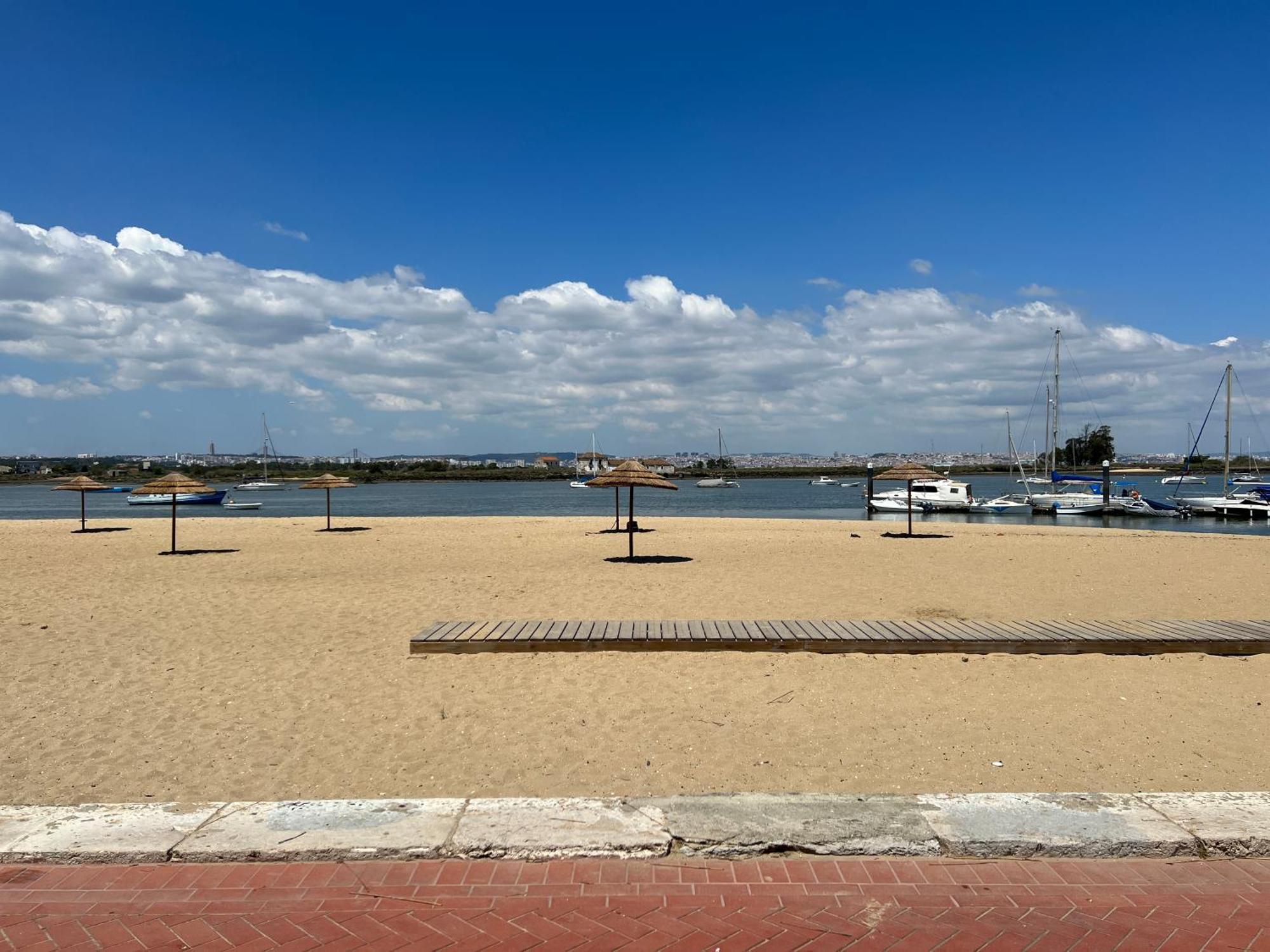 The Pearl Of Seixal Appartement Seixal  Buitenkant foto